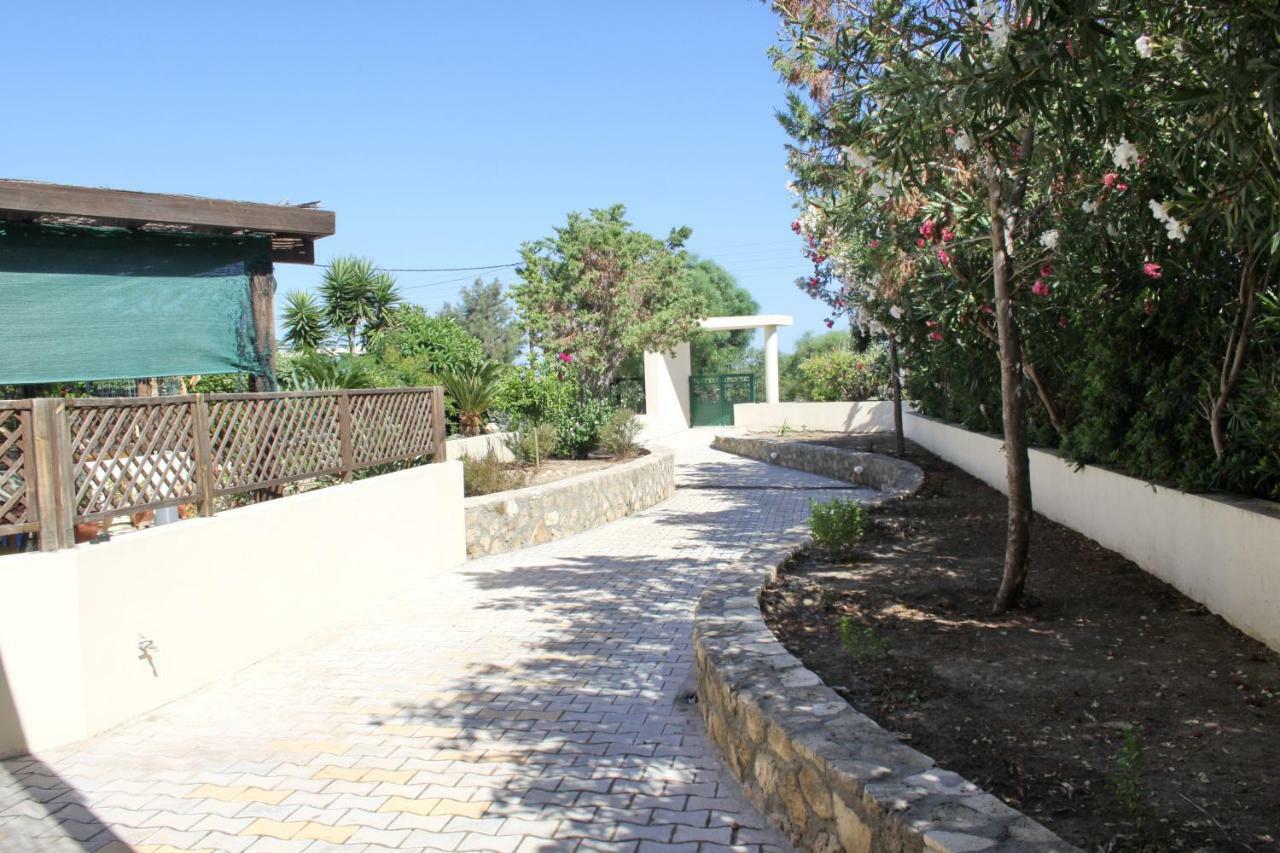 فيلا Athina كوتاري المظهر الخارجي الصورة